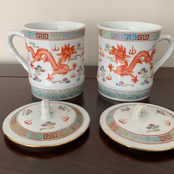 Vintage Pair of Chinese Porcelain Tea Cups with lid - Picture 3 of 5